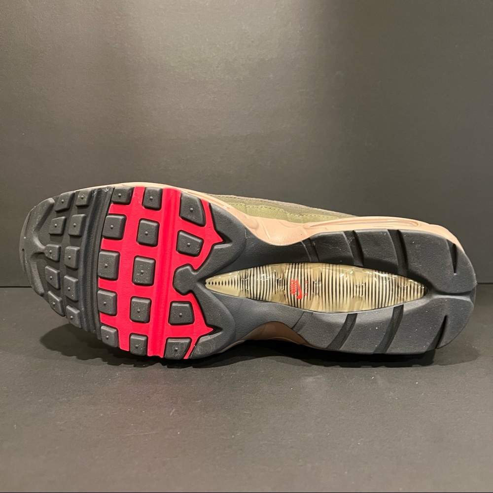 Nike Air Max 95 Matte Olive - Picture 6 of 6